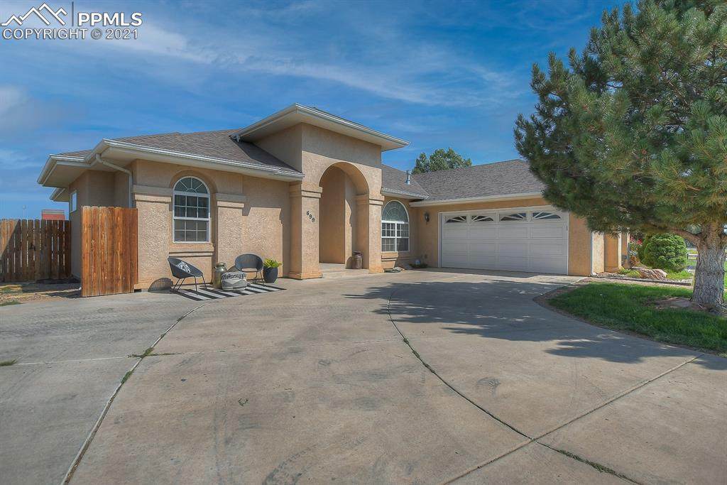 699 Capistrano Avenue - Photo 1