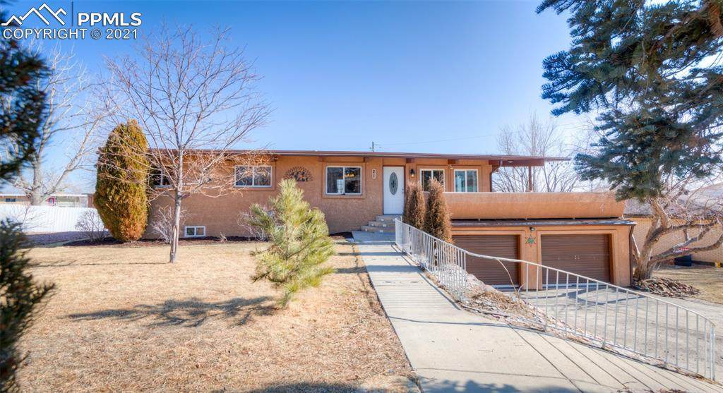 21 Clover Circle - Photo 1