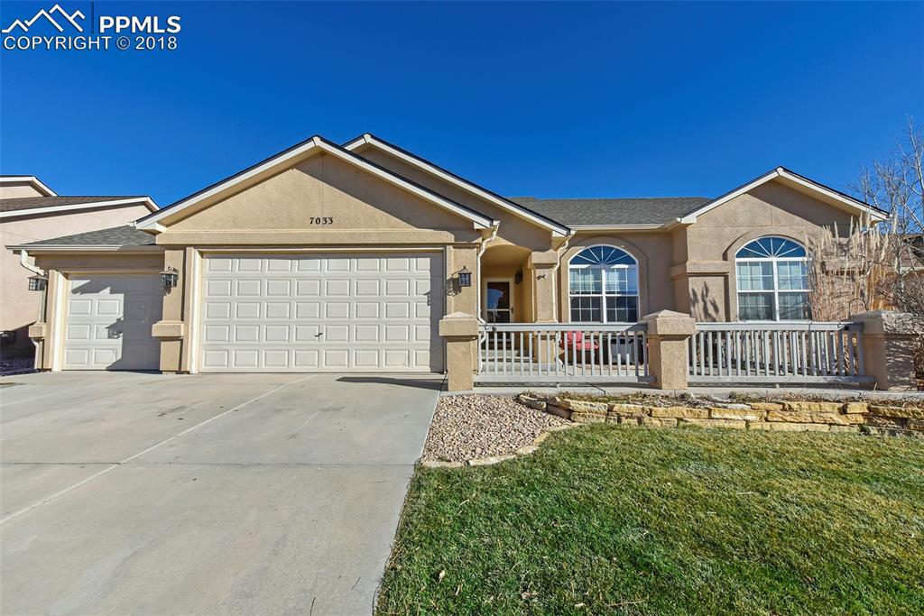 7033 Appletree Loop - Photo 1