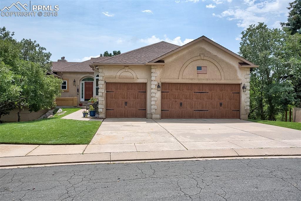 35 Kirkstone Lane - Photo 1
