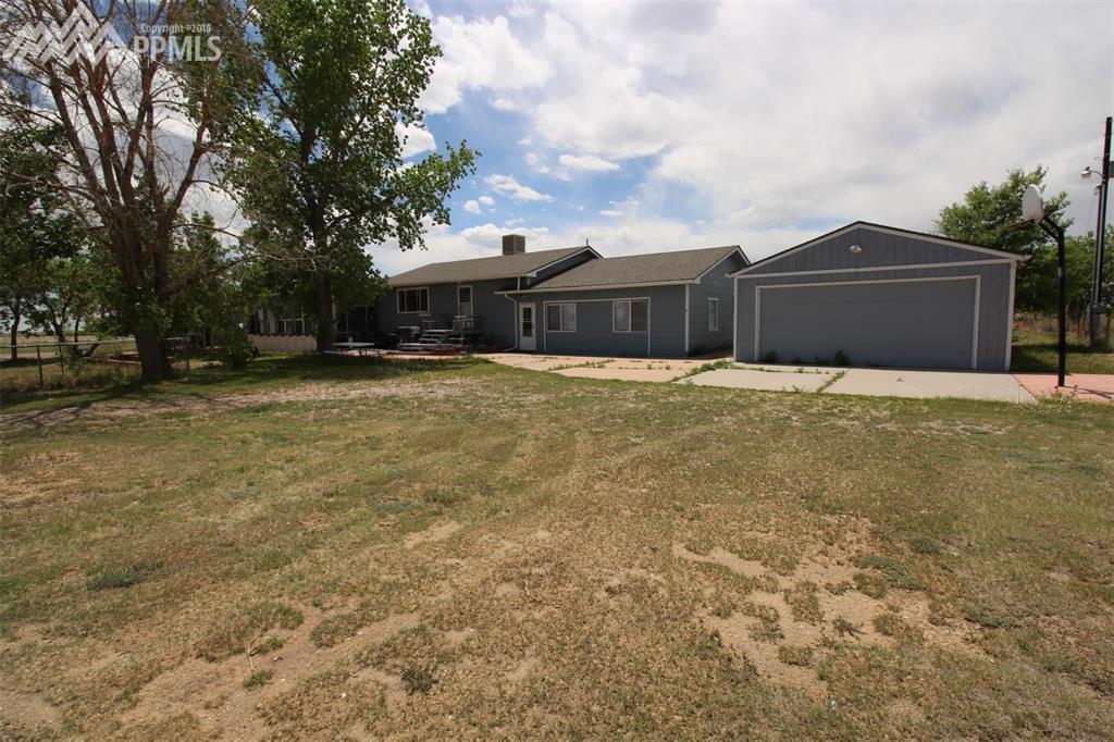 5520 Coyote Lane - Photo 1