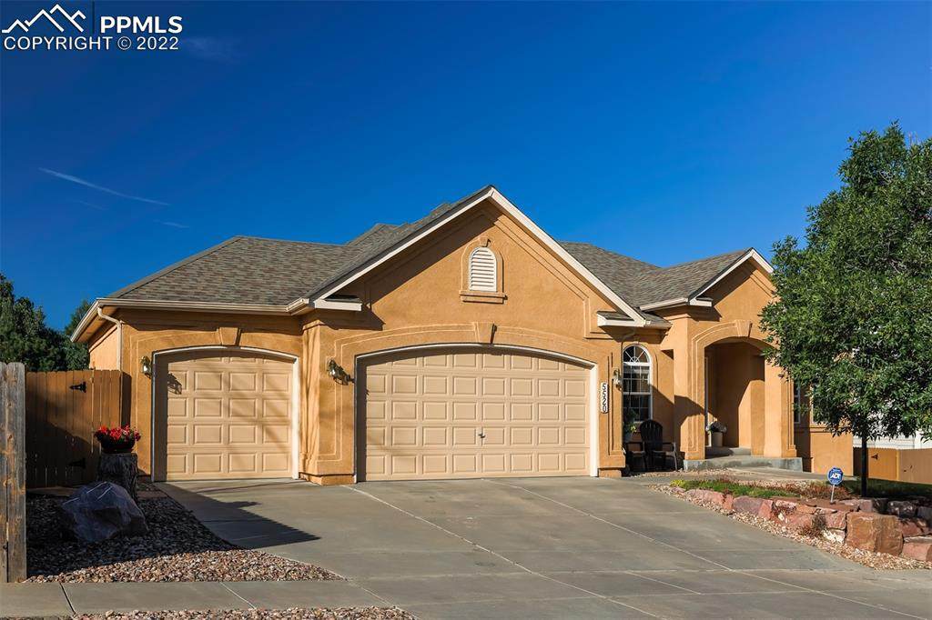 5520 Calamity Jane Lane - Photo 1