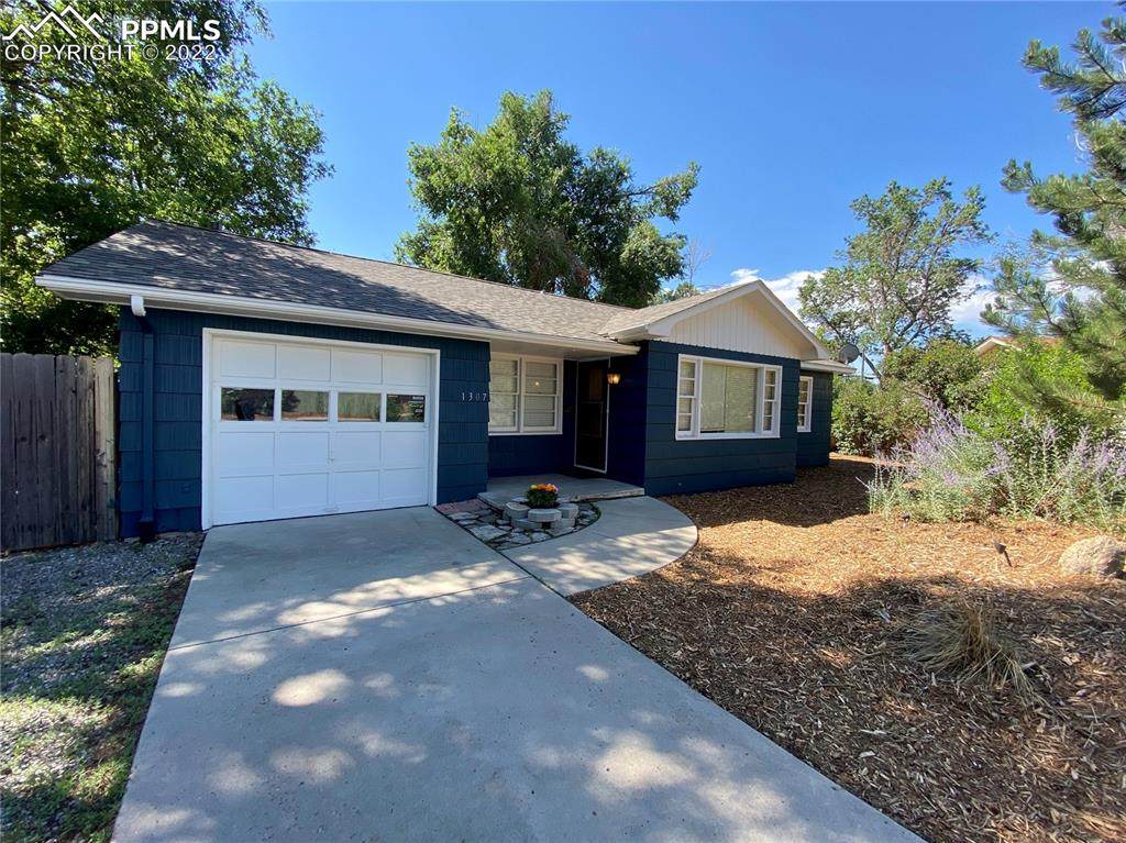 1307 Pioneer Road - Photo 1