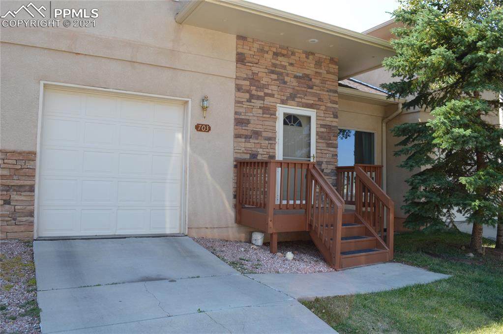 703 Woods Trace - Photo 1