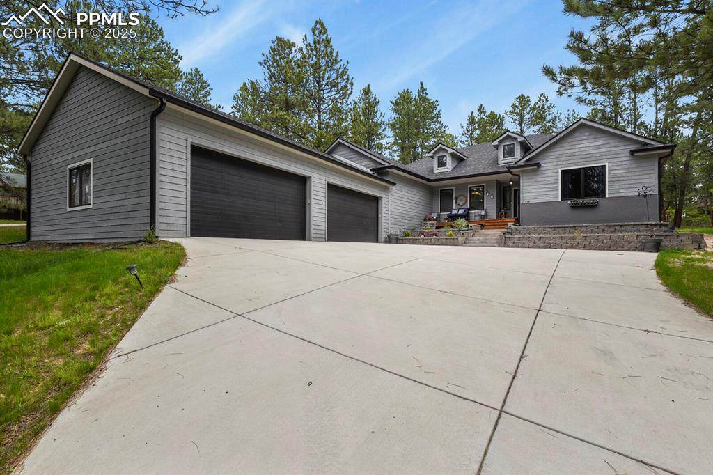 929 Tenderfoot Drive - Photo 1