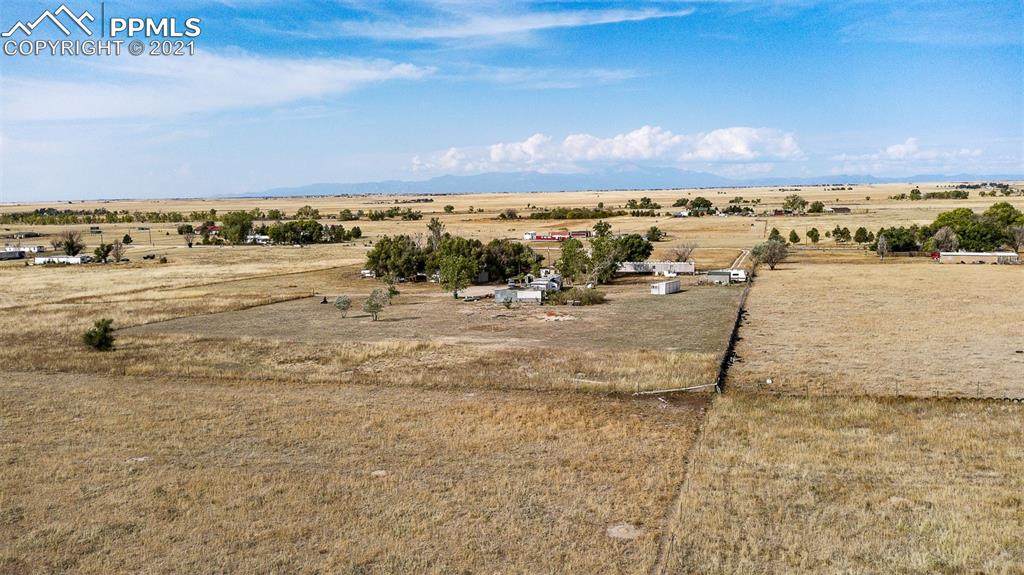6035 Coyote Lane - Photo 1