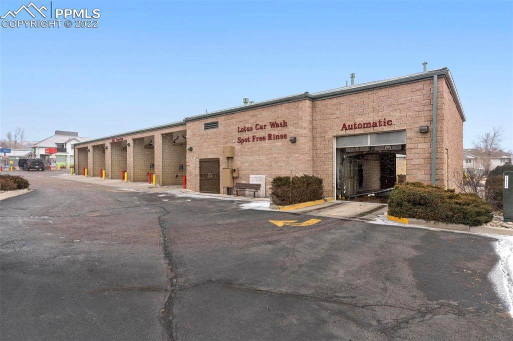 5155 Austin Bluffs Parkway - Photo 1