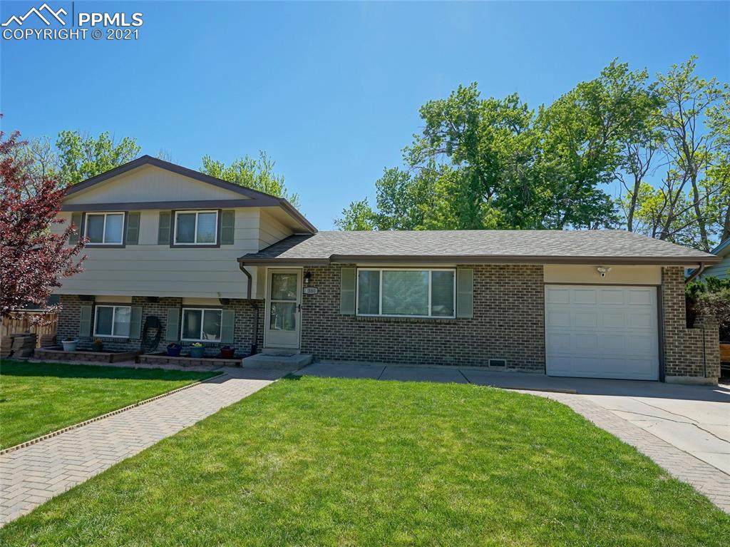 1360 Mears Drive - Photo 1