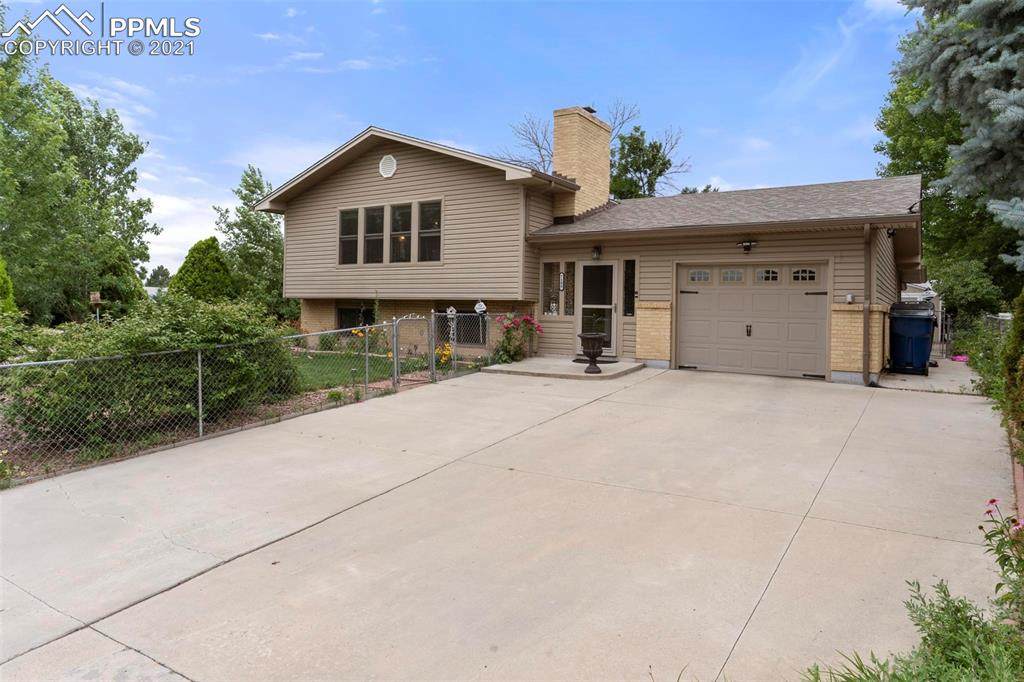 7180 Stowe Circle - Photo 1