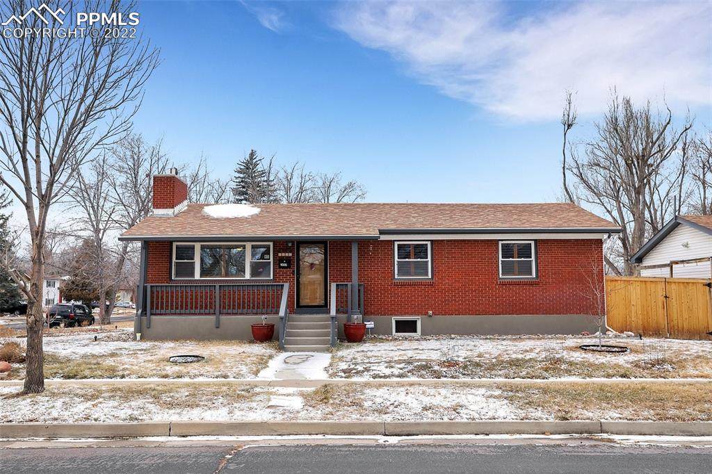 1606 Howard Avenue - Photo 1