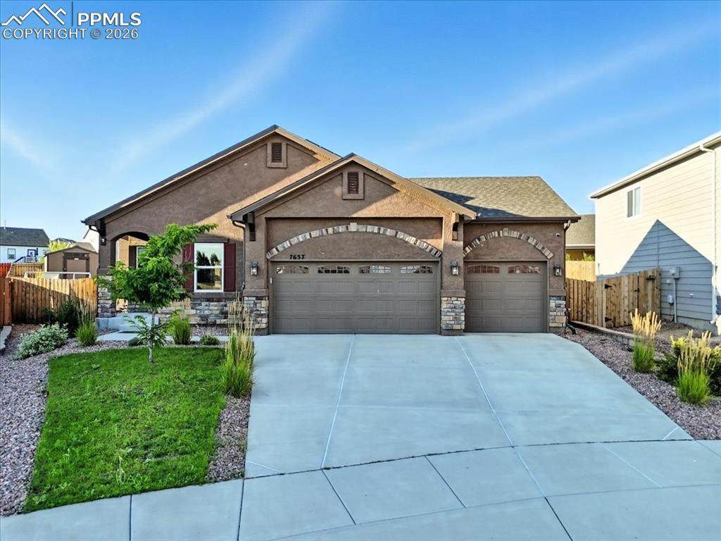 7637 Cat Tail Creek Drive - Photo 1