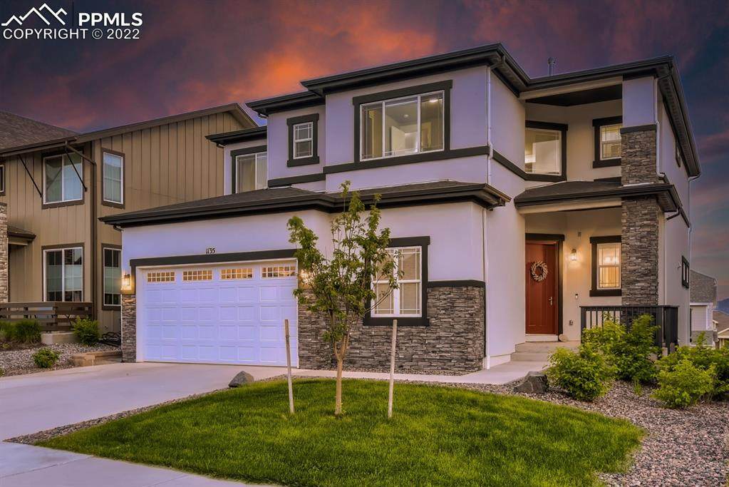 1135 Man O'war Way - Photo 1