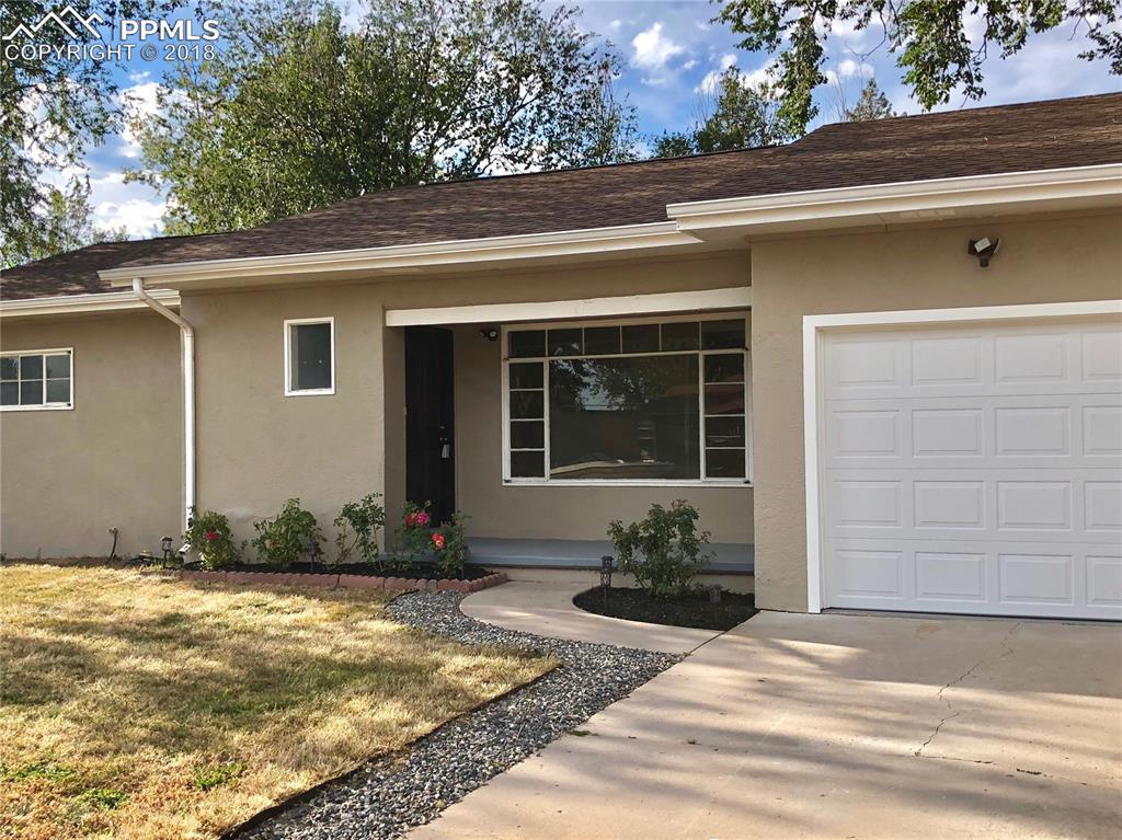 112 Jasper Drive - Photo 1