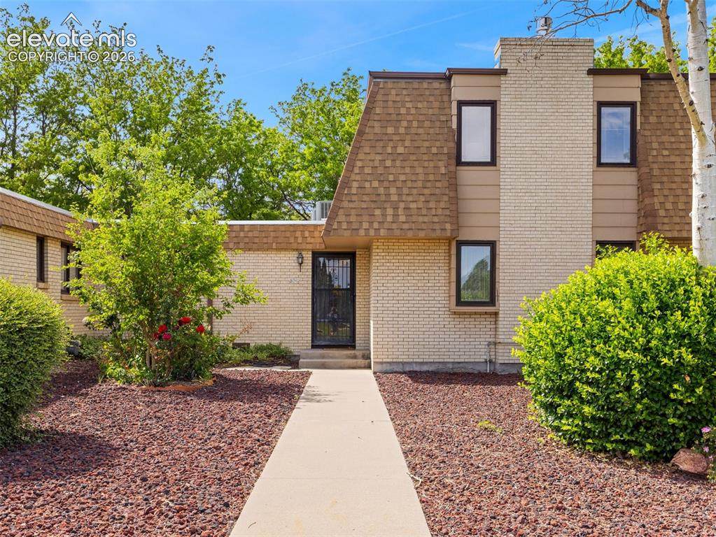 48 Regency Boulevard - Photo 1