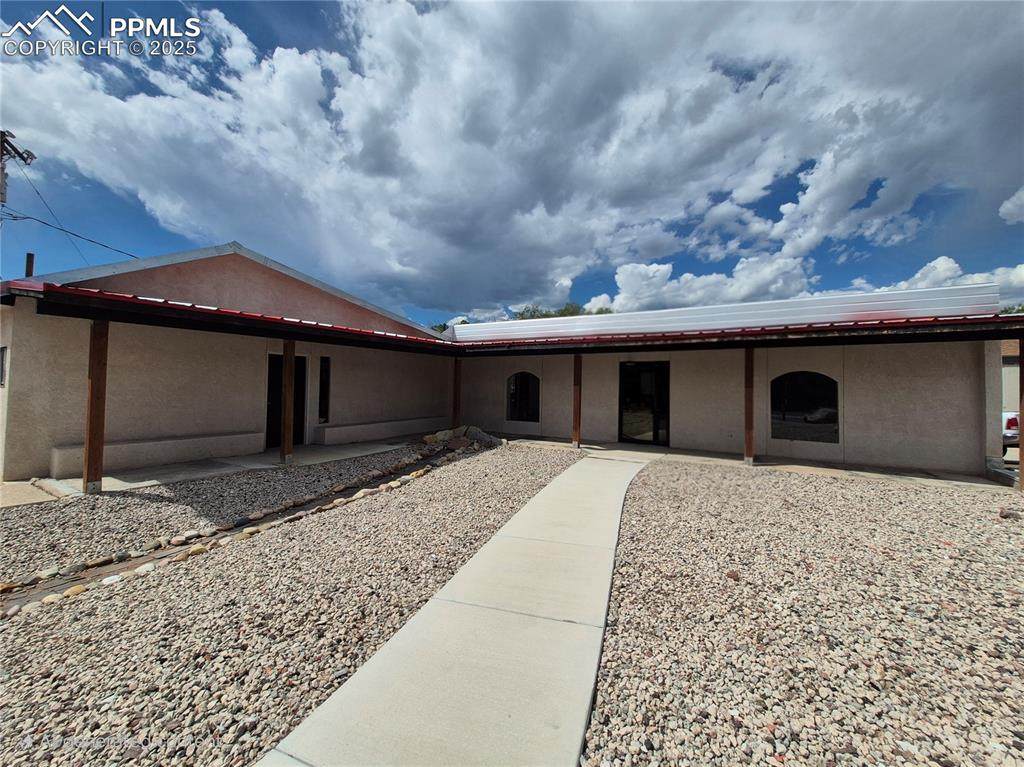 1008 19th Street - Photo 1