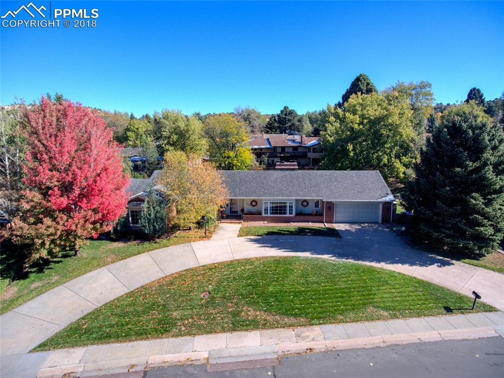 2933 Marilyn Road - Photo 1