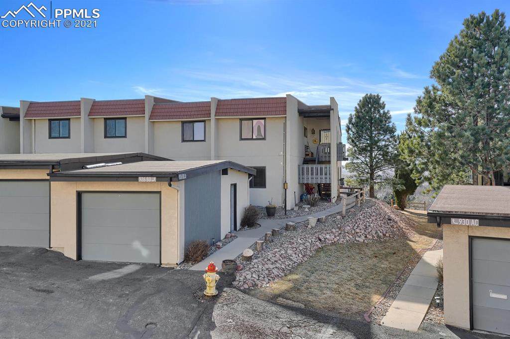 926 Fontmore Road - Photo 1