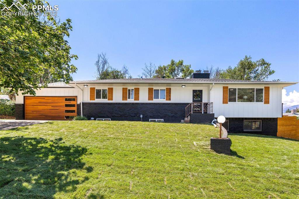 3219 Austin Drive - Photo 1