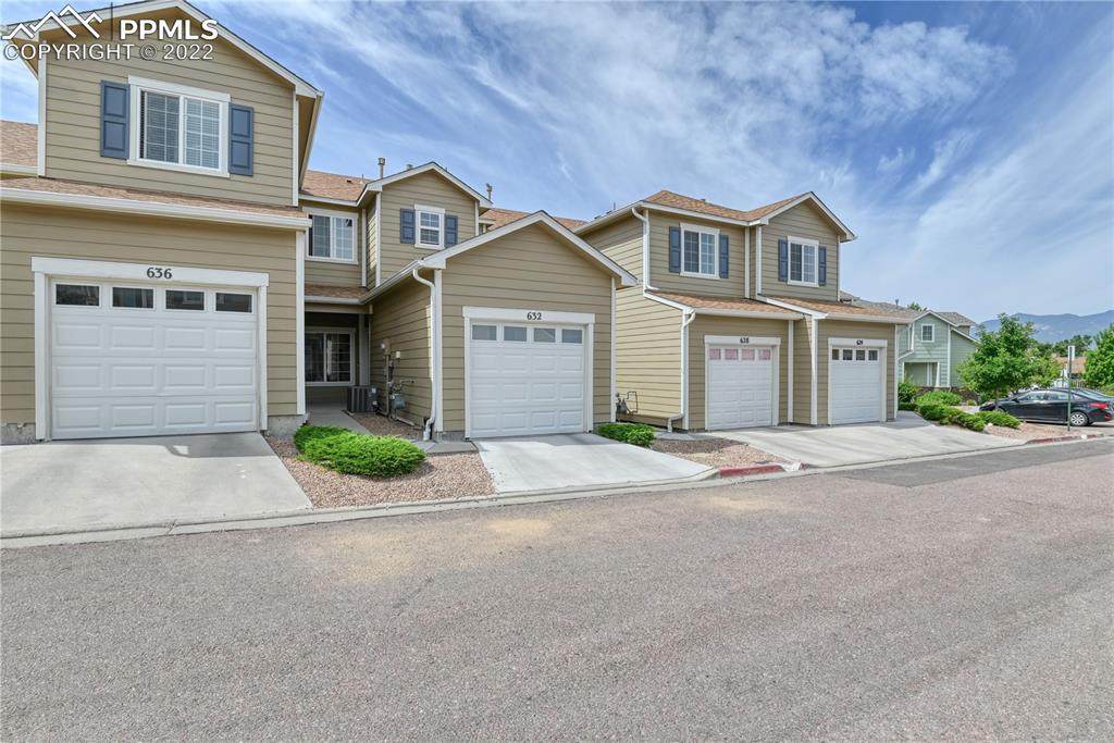 632 Hailey Glenn View - Photo 1