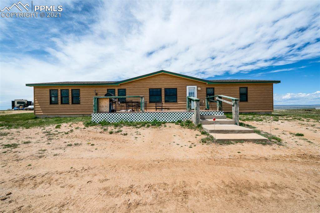 9820 Hahn Road - Photo 1