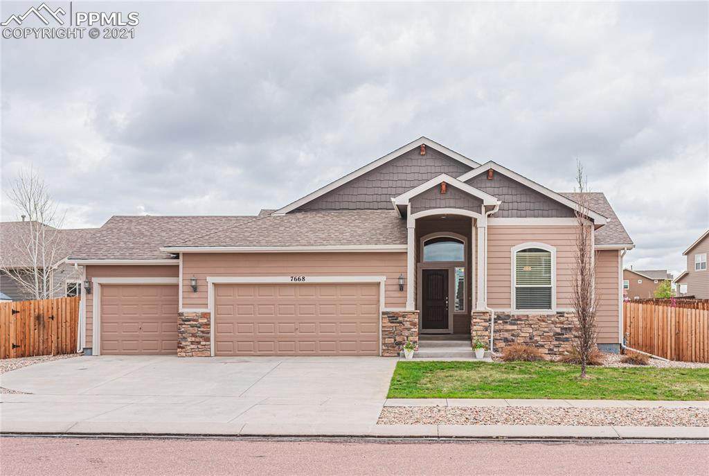 7668 Forest Valley Loop - Photo 1