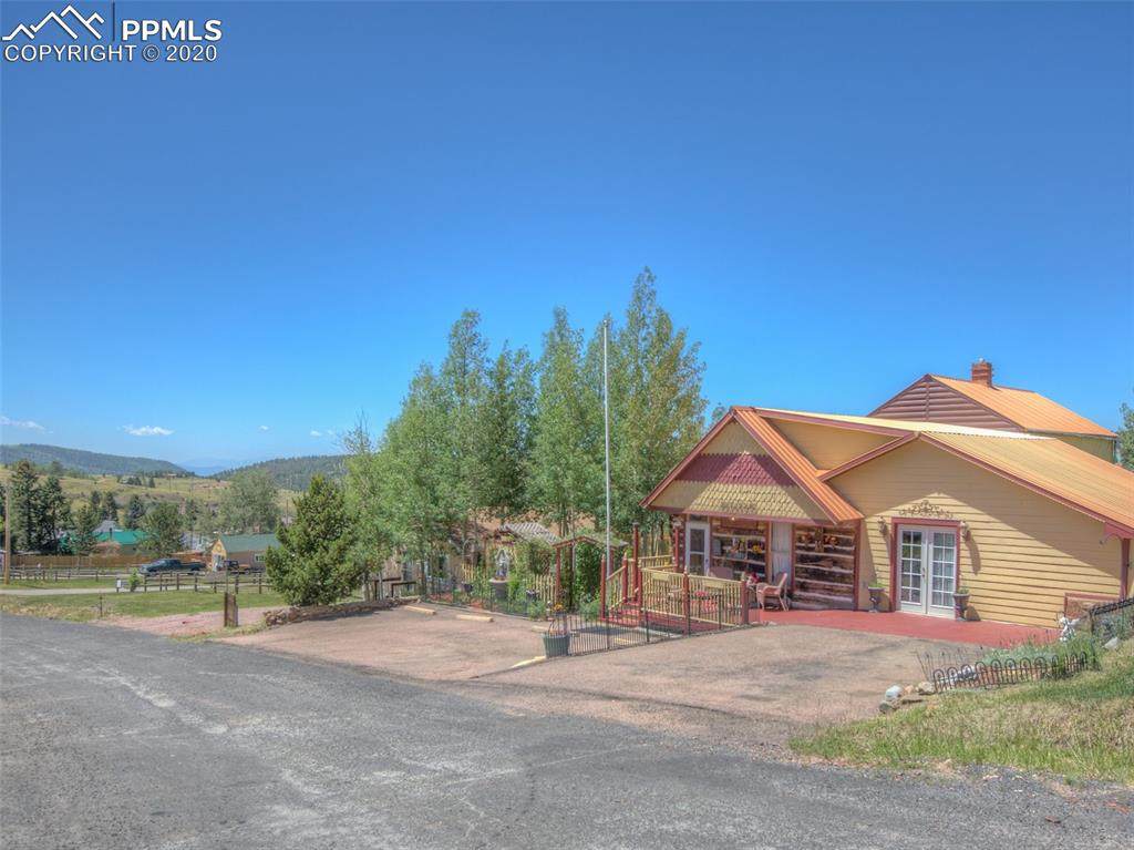 415 Main Street - Photo 1