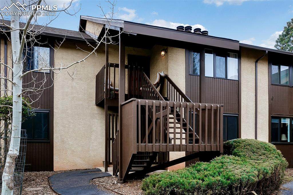 327 El Paso Boulevard - Photo 1