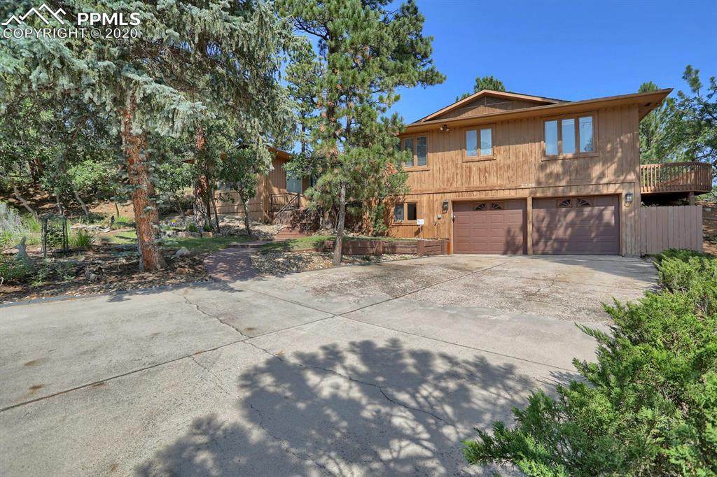 2530 Pegasus Drive - Photo 1
