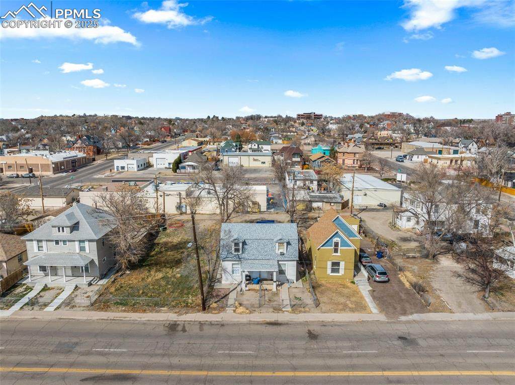 609 8th Street - Photo 1