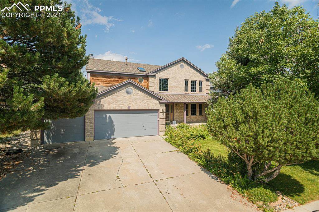 680 Fernglen Court - Photo 1