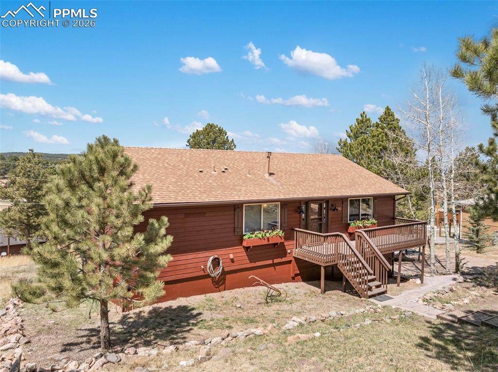 300 Piney Point Lane - Photo 1
