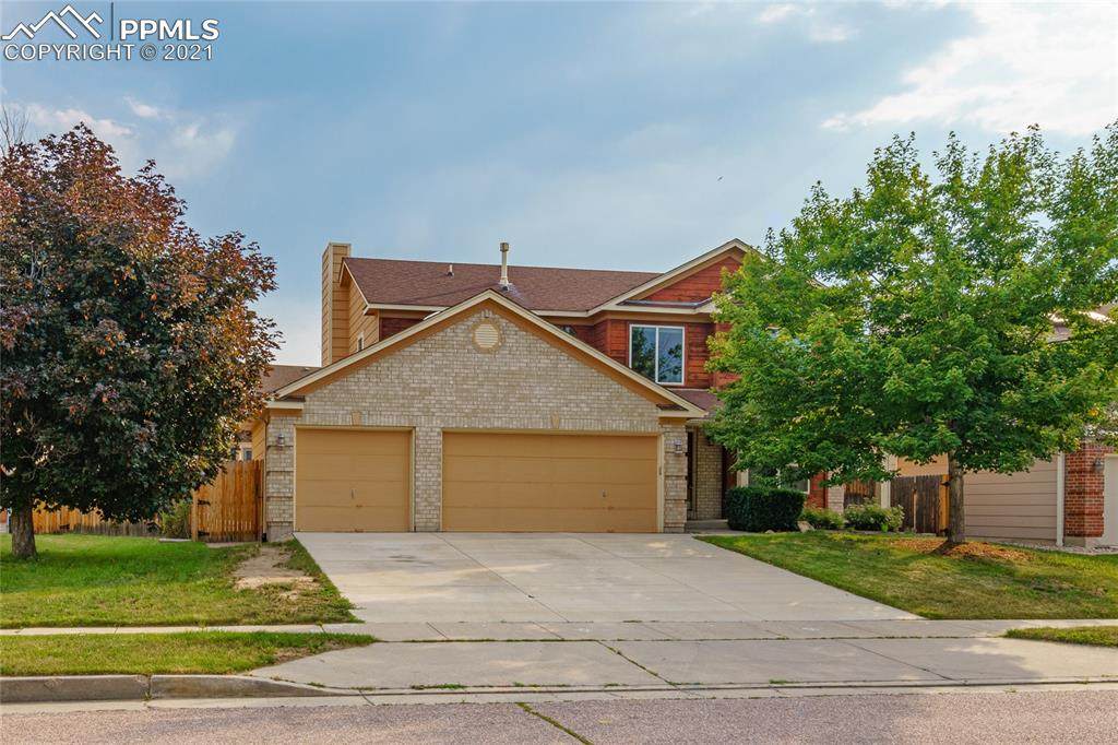 3818 Cottage Drive - Photo 1