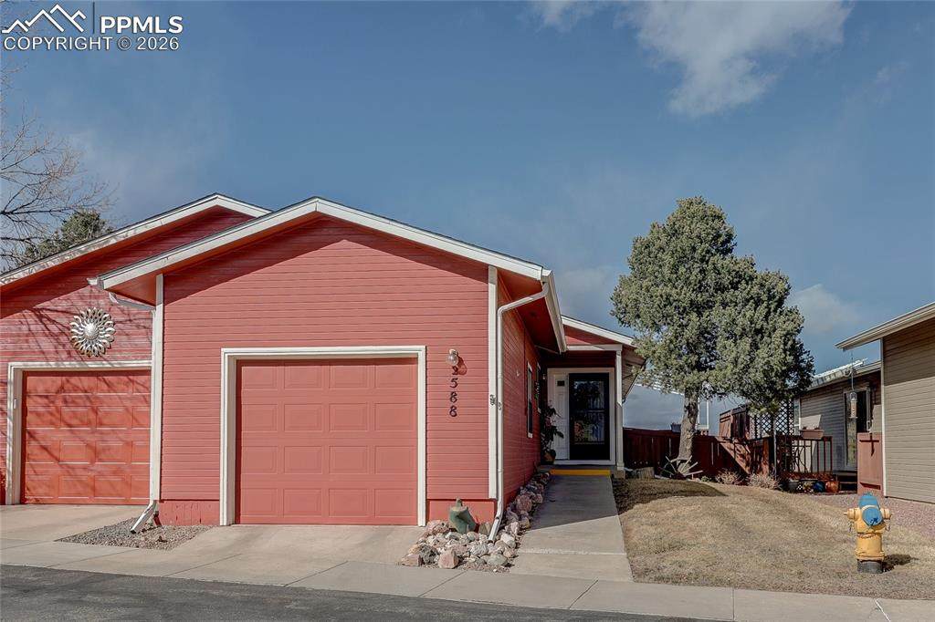 2588 Patriot Heights - Photo 1