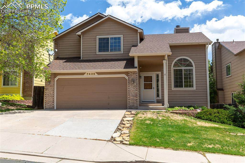7435 Julynn Road - Photo 1