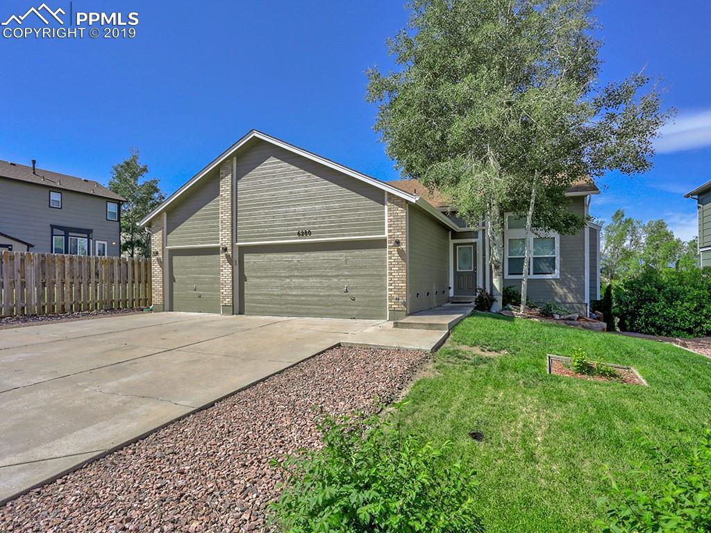 6280 Oakwood Boulevard - Photo 1
