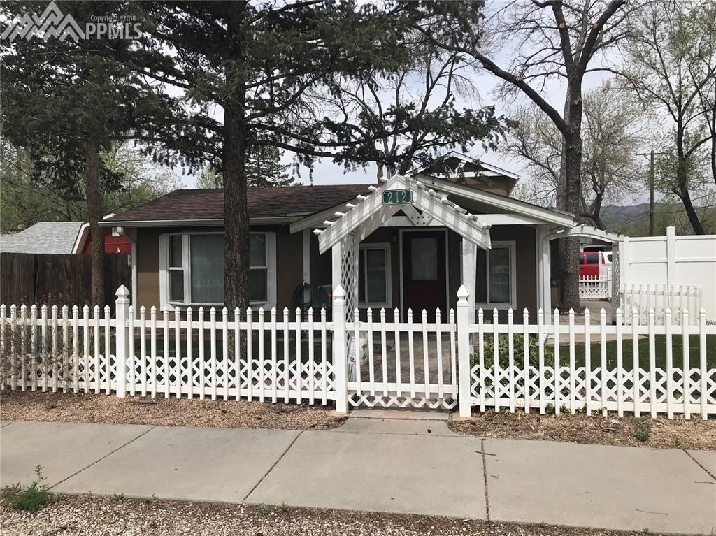 212 25th Street - Photo 1