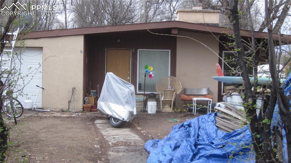 2423 Dale Street - Photo 1