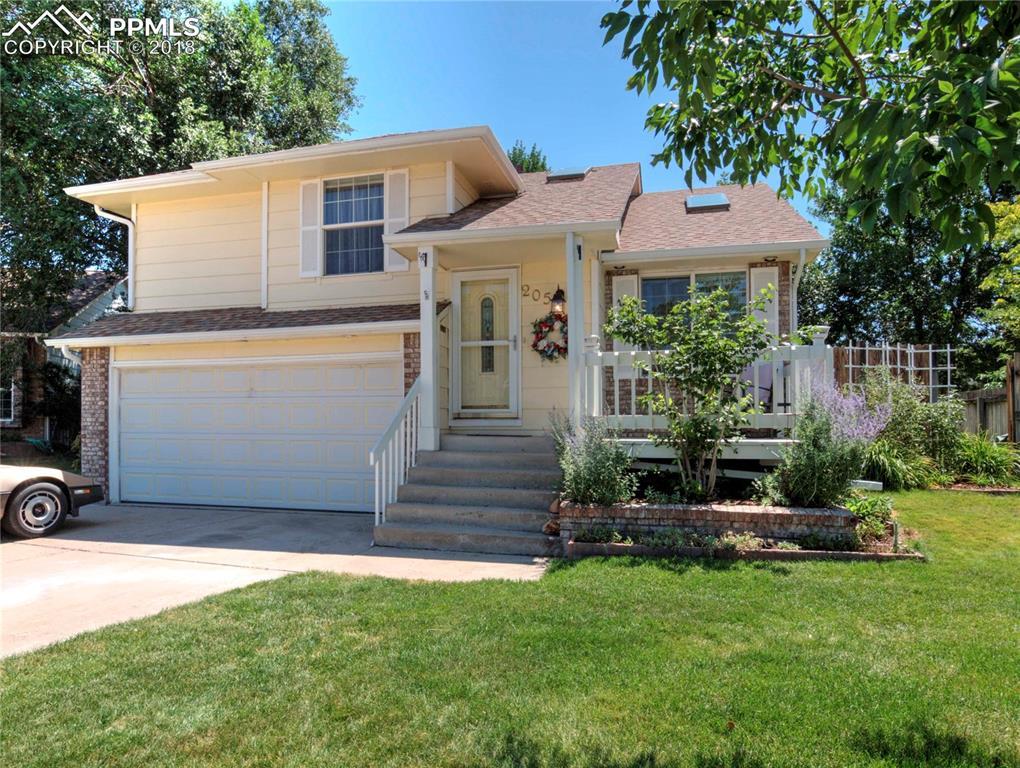 205 Wallace Street - Photo 1