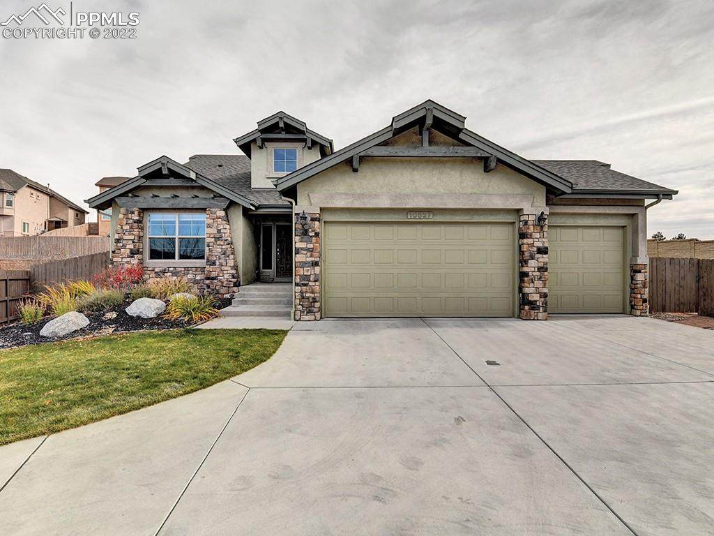 10527 Old Stable Court - Photo 1