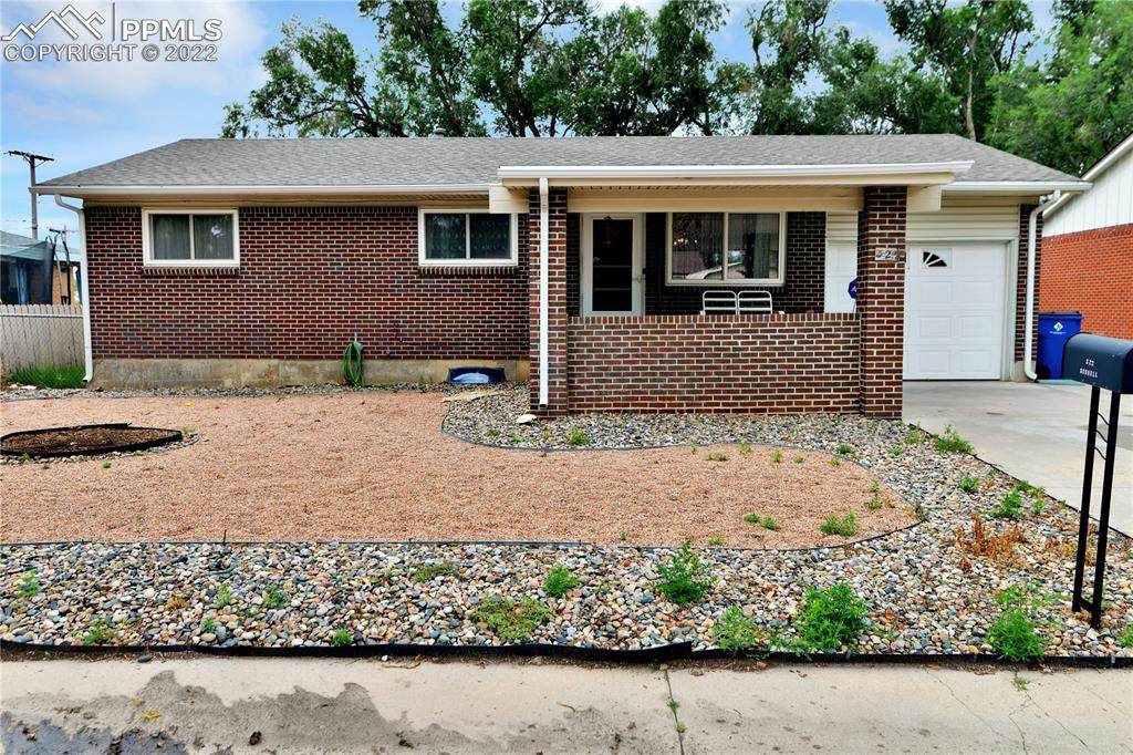 322 Rosewood Drive - Photo 1