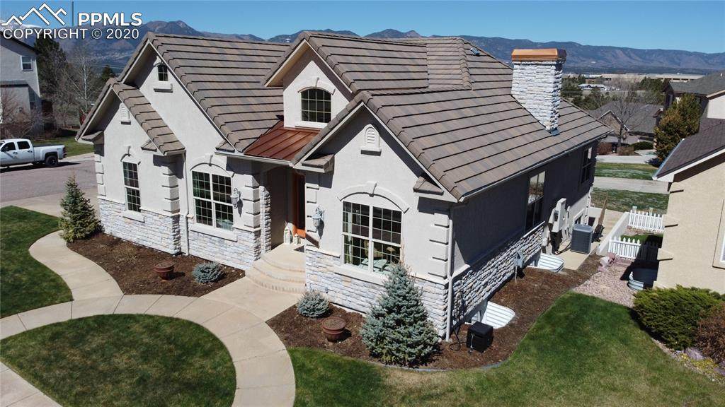 2410 Amberwood Lane - Photo 1 2410 Amberwood Lane - Photo 1