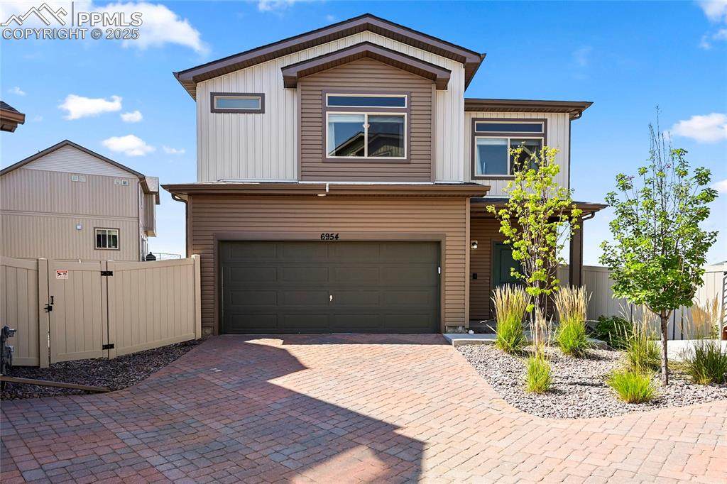 6954 Silvergrass Drive - Photo 1