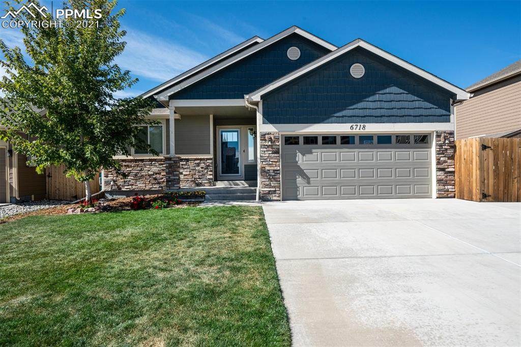 6718 Phantom Way - Photo 1
