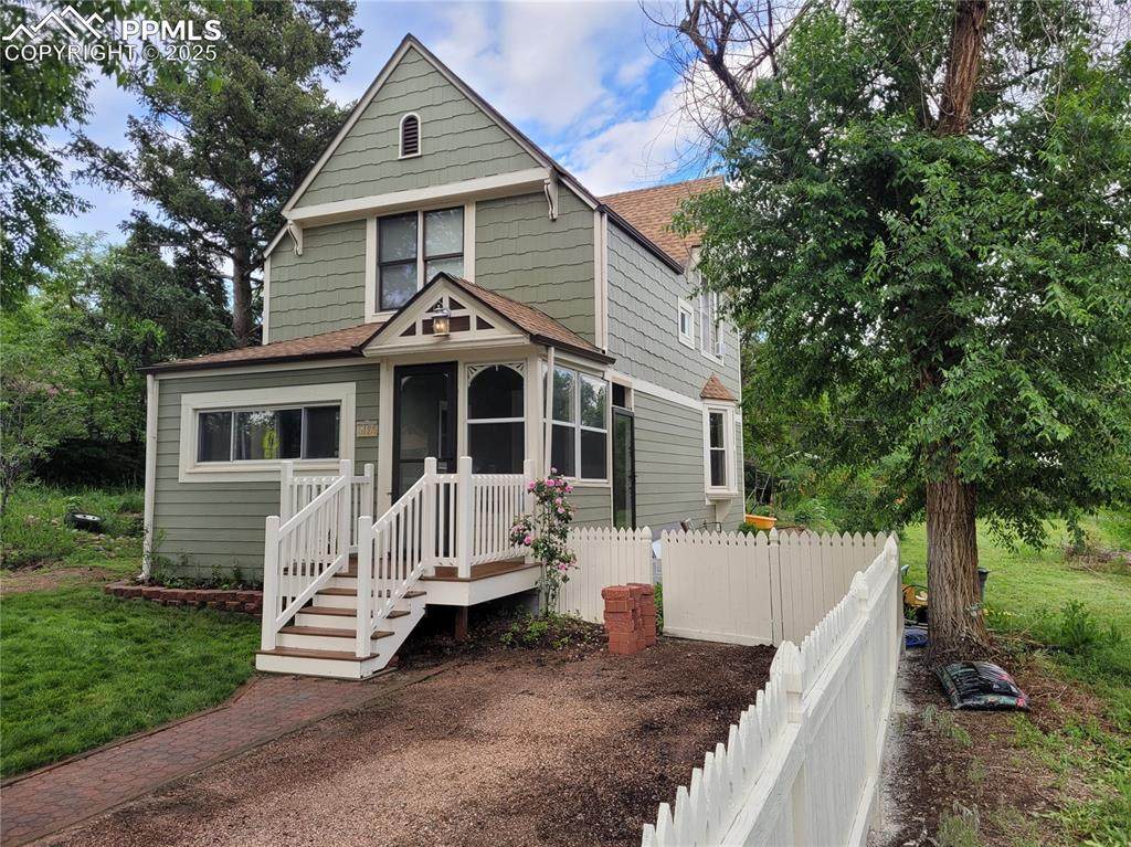 817 Swope Avenue - Photo 1