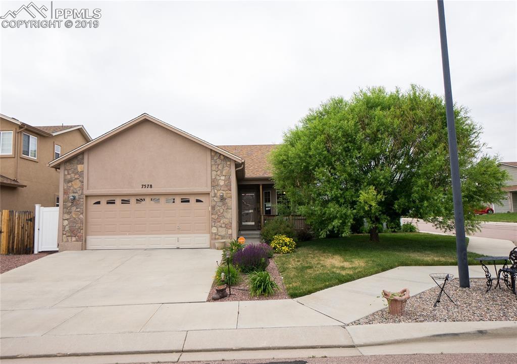 7578 Sun Prairie Drive - Photo 1