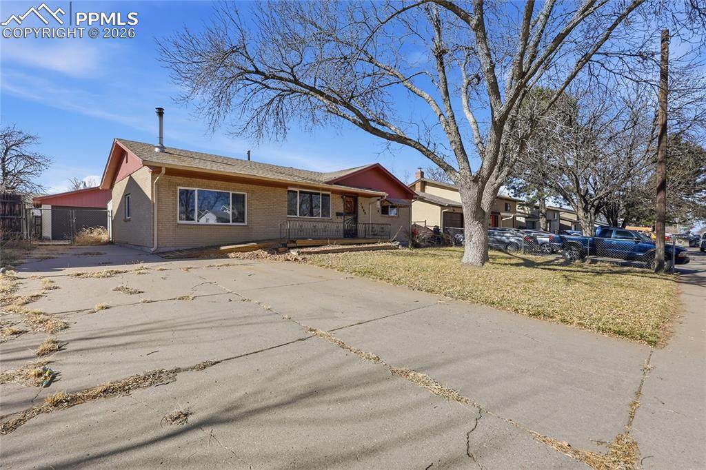 2609 Ridgewood Lane - Photo 1