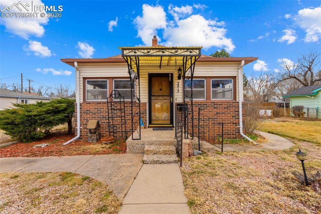 2815 Beacon Street - Photo 1