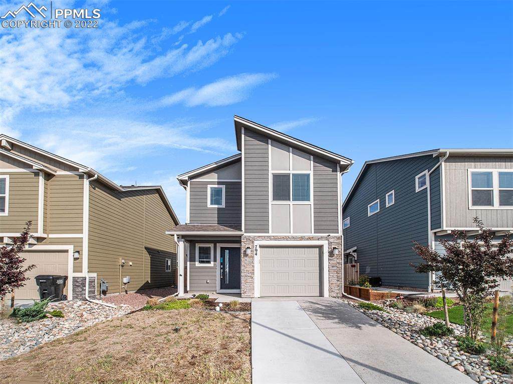 794 Grissom Drive - Photo 1