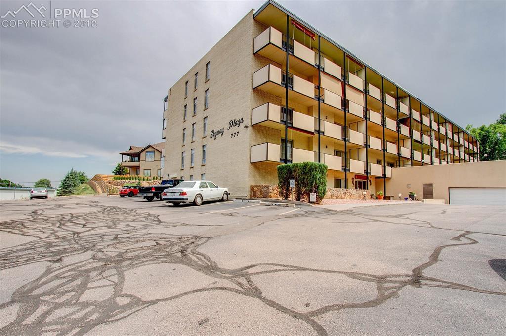 777 Saturn Drive - Photo 1