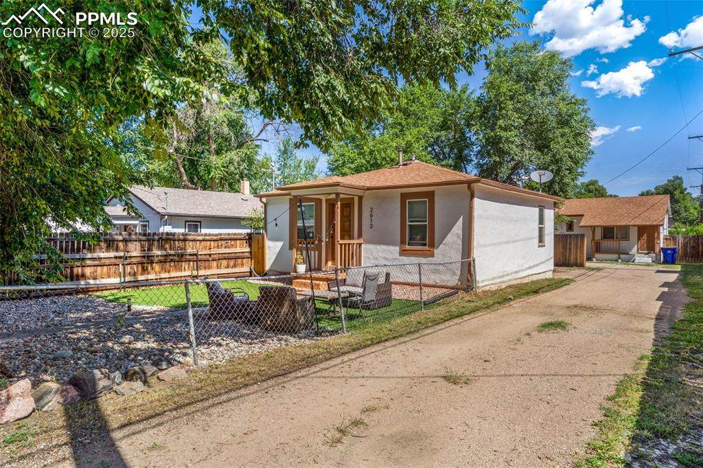 2612 Dale Street - Photo 1